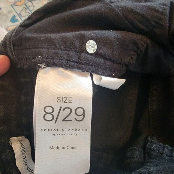 Social Standard by Sanctuary sz 8 high rise skinny 28" inseam - Picture 5 of 6